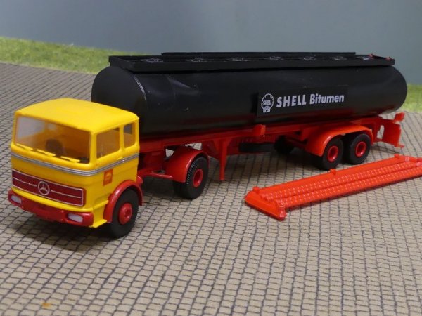 1/87 Brekina MAN 10.212 Shell Bitumen Tank Sattelzug