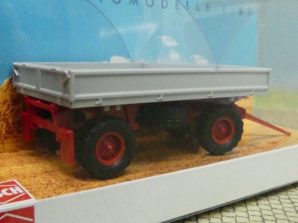 1/87 Busch Anhänger IFA HW60 grau/rot ohne Kippgestänge 53005