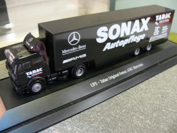 1/87 Herpa MB SK AMG Sonax-UPS-Tabac 1995 Sattelzug 178440