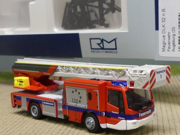 1/87 Rietze Magirus DLK 32 n. B. Feuerwehr Augsburg 71102