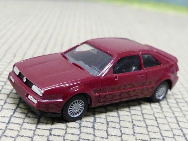 1/87 Herpa VW Corrado weinrot ohne Spiegel