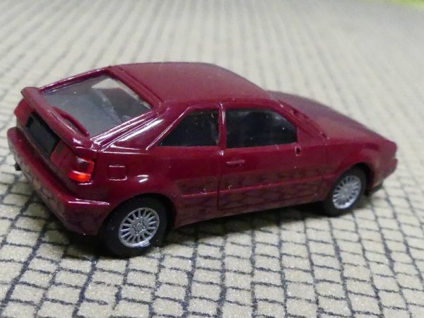 1/87 Herpa VW Corrado weinrot ohne Spiegel