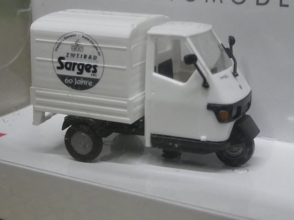 1/87 Busch Piaggio Ape 50 Zweirad Sarges 48499-009