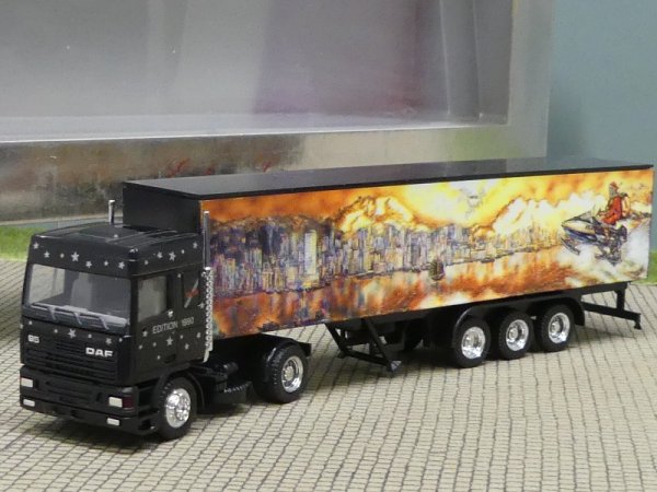 1/87 Herpa DAF 95 Sattelzug Weihnachten 1990