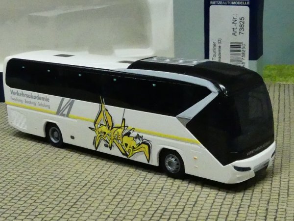 1/87 Rietze Neoplan Tourliner ´16 Verkehrsakademie 73825