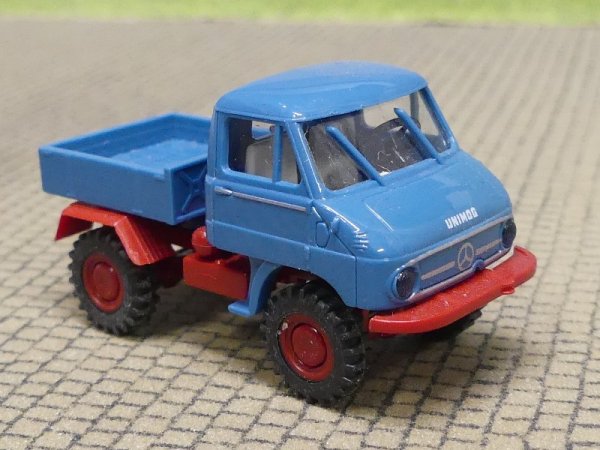 1/87 Brekina Unimog 411 brilliantblau