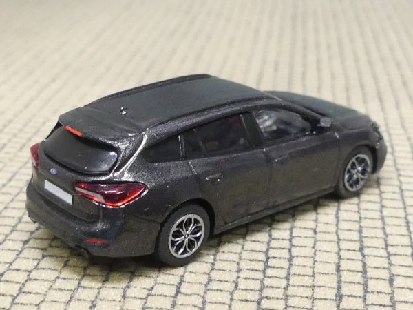 1/87 PCX Ford Focus Turnier ST dark grey 870376