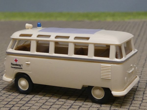 1/87 Brekina # 0981 VW T1 Samba DRK Nürnberg 31809