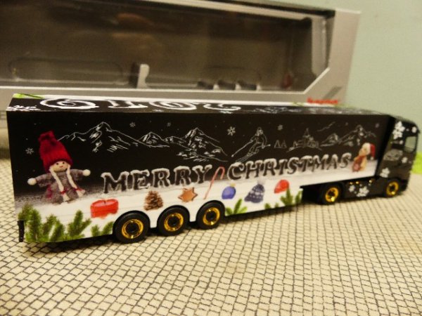 1/87 Herpa Renault T Koffer SZ Herpa Weihnachtstruck 2019 310710