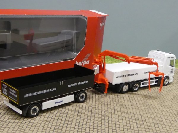 1/87 Herpa Scania CR 20 ND Pritschen-HZ mit Ladekran Gebrüder Melmer 315999