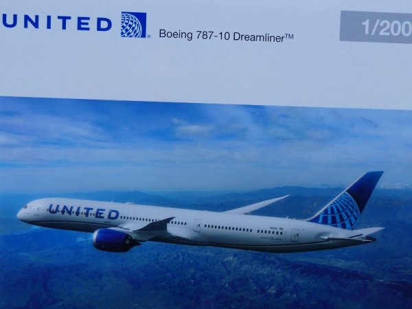 1/200 Herpa Boeing 787-10 Dreamliner United 570848