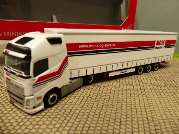 1/87 Herpa Volvo FH GL XL Lowliner Moss Logistic Gardinenplanen SZ 311854