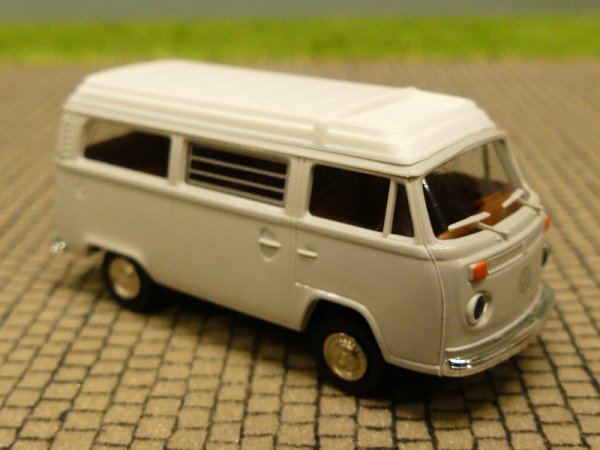 1/87 Brekina VW T2 Camper lichtgrau 33144