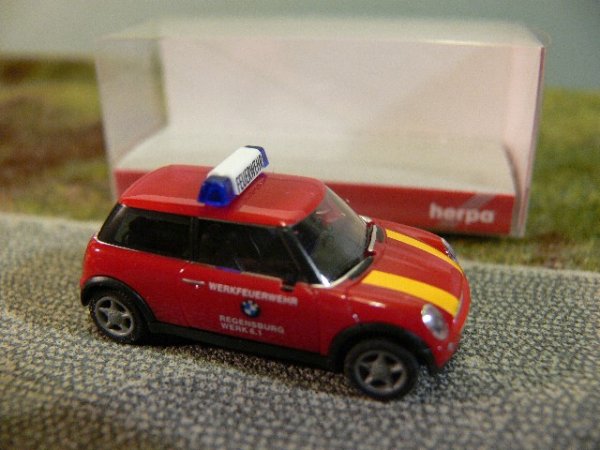 1/87 Herpa Mini Cooper Feuerwehr BMW Regensburg 045889