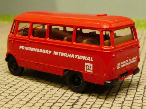 1/87 Brekina MB 319 Bus Friedensdorf International Sondermodell