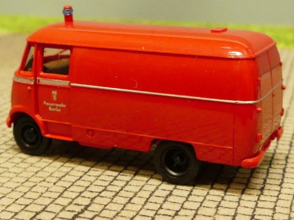 1/87 Brekina MB 319 Feuerwehr Berlin 36006