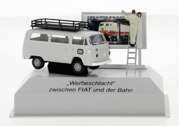 1/87 Brekina VW T2 Bus DB mit Plakatwand 33150