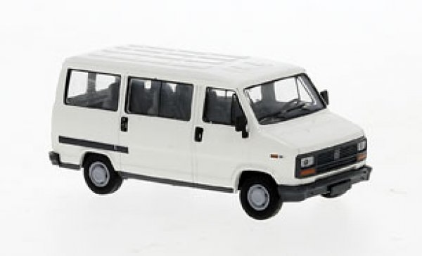 1/87 Brekina Fiat Ducato Bus weiss 34900