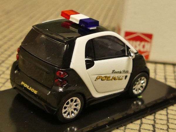 1/87 Busch Smart Fortwo Beverly 46223