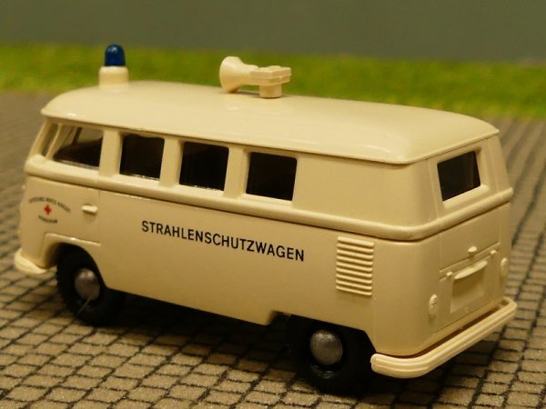 1/87 Brekina # 0248 VW T1 b DRK Strahlenschutzwagen Bus 3166