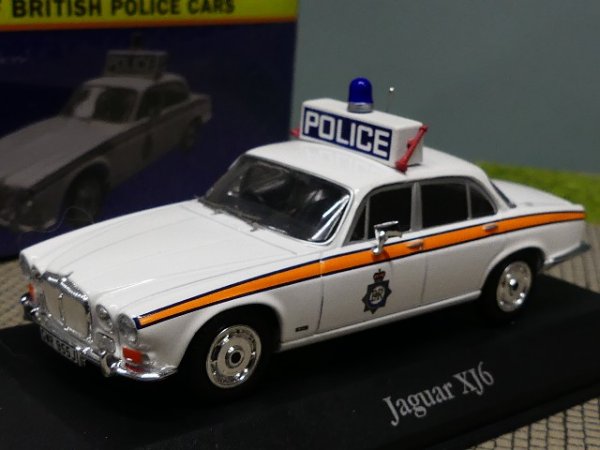 1/43 Jaguar XJ6 Police GB