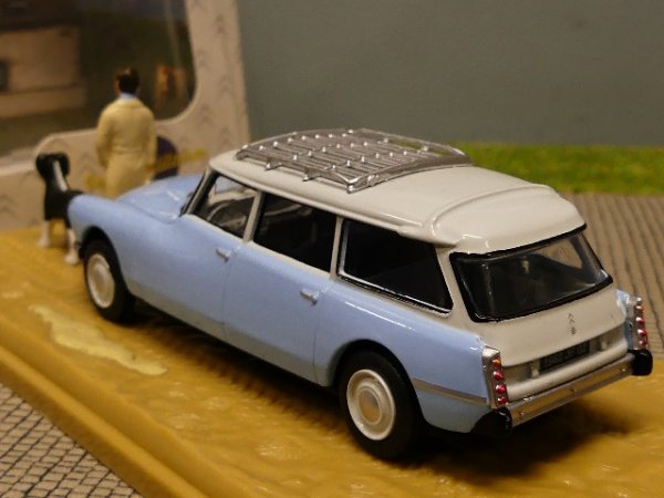 1/43 Citroen ID 19 break veterinaire Tierarzt 1970 HP04