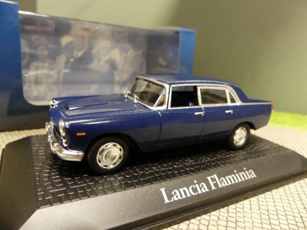 1/43 Norev LANCIA Flaminia nachtblau