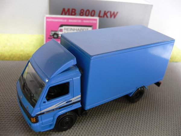 1/43 NZG MB 800 Kastenwagen blau 454