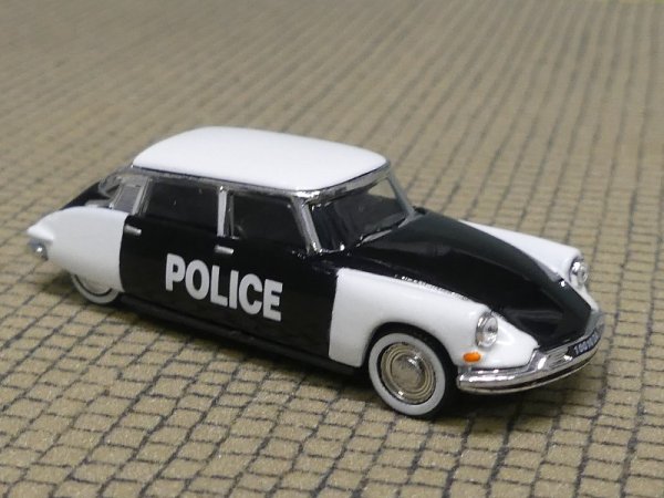 1/87 UH Norev Citroen DS19 Police