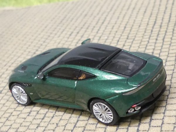 1/87 PCX Aston Martin DBS Superleggera dunkelgrün metallic 870677