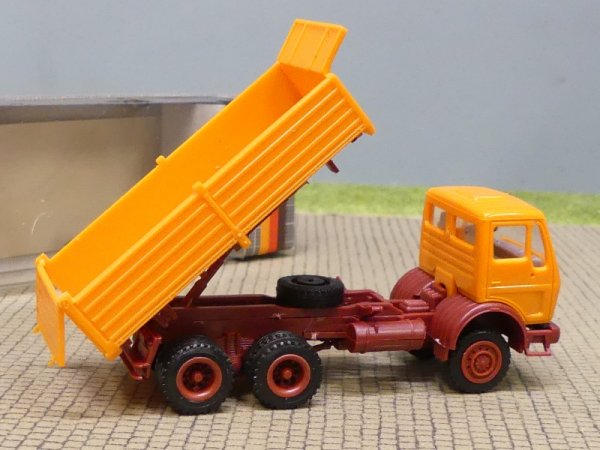 1/87 Herpa MB NG Kipper orange 806512