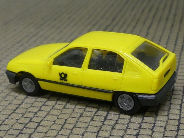 1/87 Herpa Opel Kadett D Deutsche Post