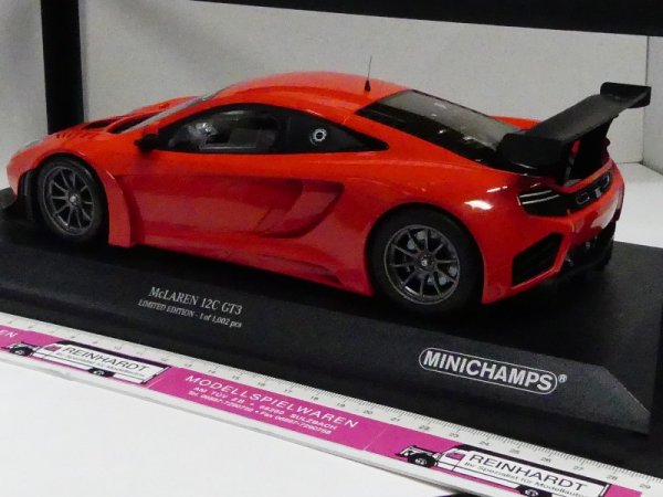 1/18 Minichamps MCLAREN 12C GT3 Street 2013 rot 151 121392