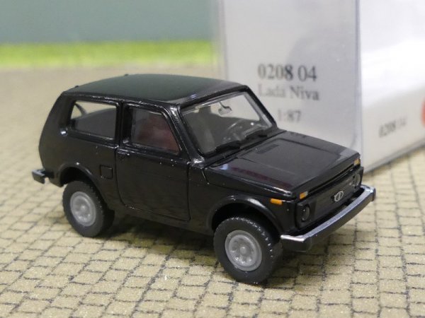 1/87 Wiking Lada Niva schwarz 0208 04