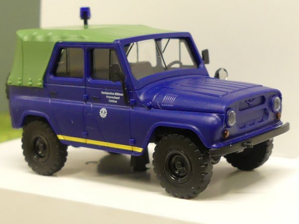 1/87 Busch UAZ-469 THW Cottbus 52110