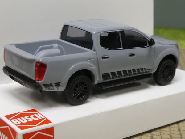 1/87 Busch Nissan Navara N-Gard grau 53711