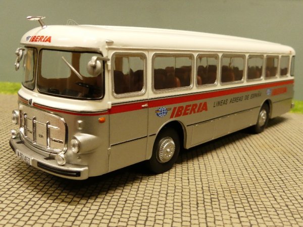 1/43 Pegaso IBERIA BUS