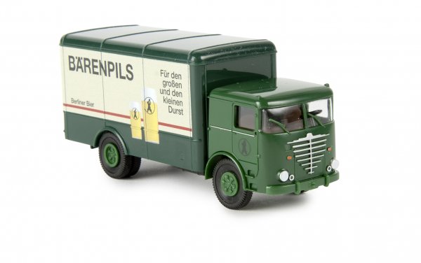 1/87 Brekina Büssing Commodore Koffer Bärenpils 79112