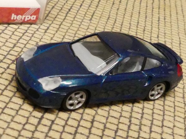 1/87 Herpa Porsche Turbo grünblau metallic 032834