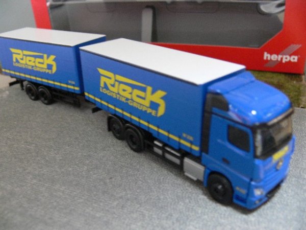 1/87 Herpa MB Actros 11 Streamspace Rieck Logistik Wechselgardinen-HZ 303835