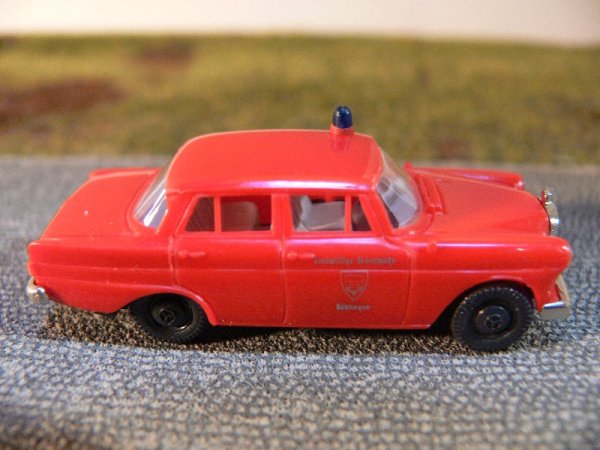 1/87 Brekina MB 190 Limousine Feuerwehr Böblingen 1821 E