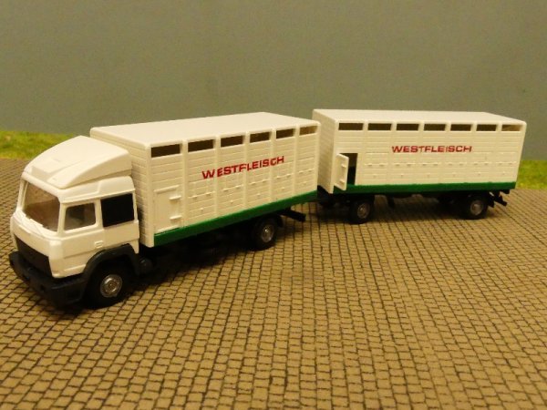 1/87 Wiking Iveco Westfleisch Viehtransport Hängerzug 565 01