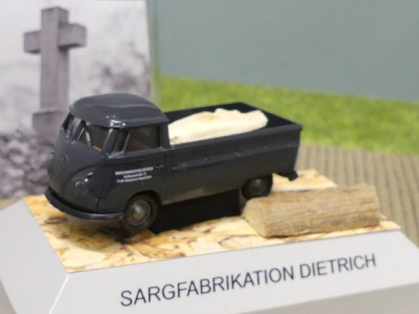 1/87 Brekina # 2308a VW T1 b Pr Sargfabrikation Dietrich mit Holz