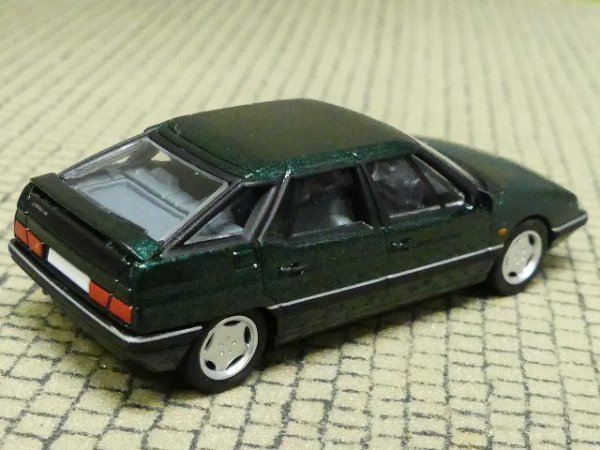 1/87 PCX Citroen XM dunkelgrün metallic 870128