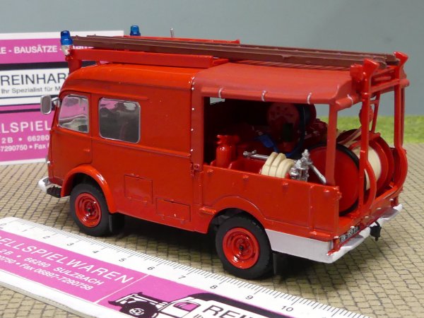 1/43 IXO Renault R 2086 VPI Picot Feuerwehr Pompiers KL042