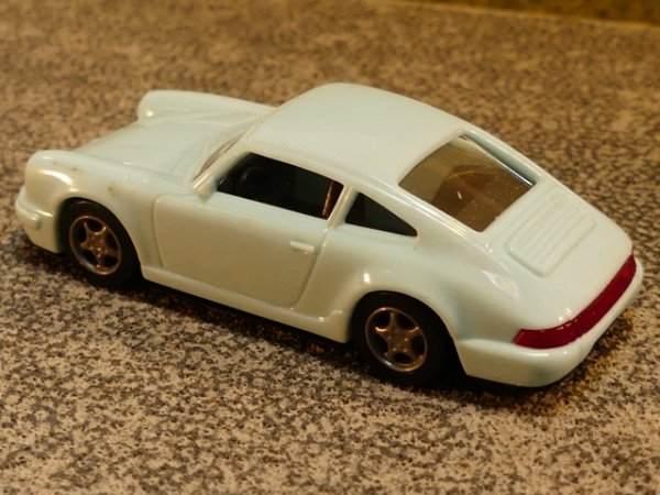 1/87 Euromodell Porsche 911 hellblau