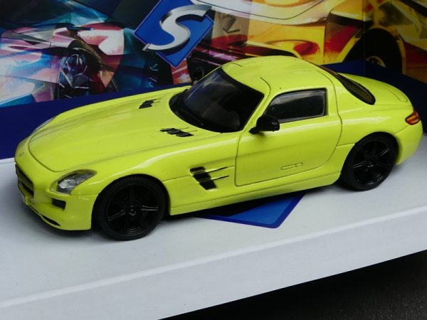 1/43 Solido MB SLS AMG gelb 4401100