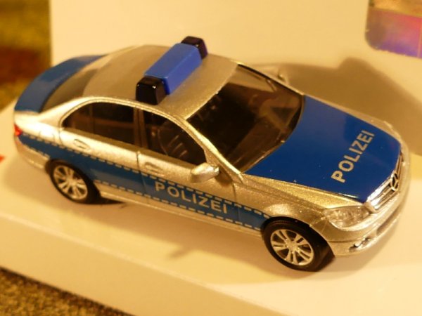 1/87 Busch MB C-Klasse Polizei 43603