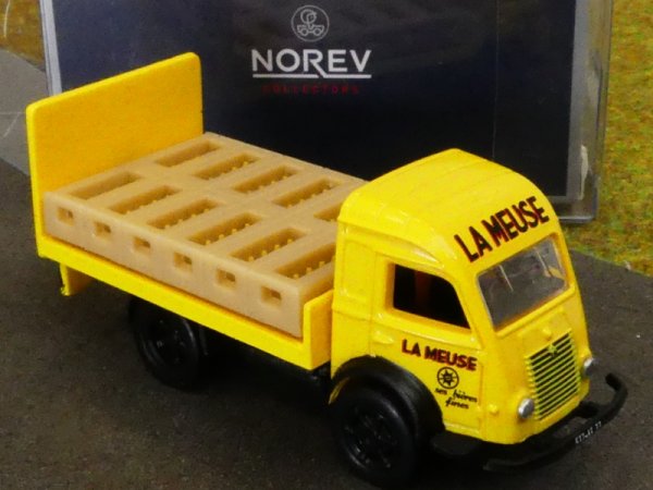 1/87 Norev Renault Galion La Meuse Brauereifahrzeug mit Kästen 518582