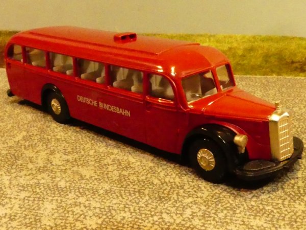 1/87 Brekina MB O 6600 Deutsche Bundesbahn A